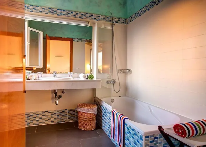 Villa Serena Forcat By *